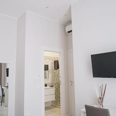 Hotel Domus Alberto Naples
